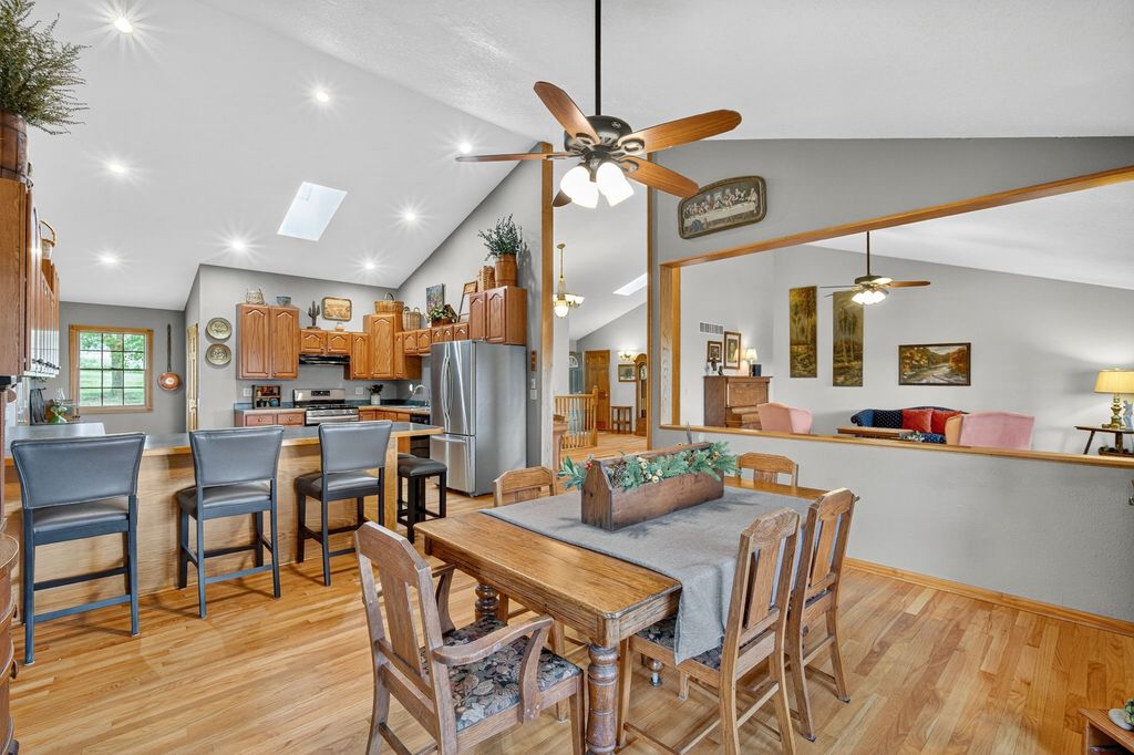 1706 Mueller Court, Winterset, IA 50273