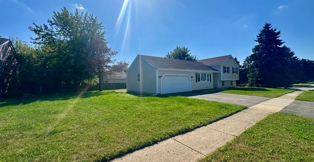 3811 W Orleans Street, Mchenry, IL 60050