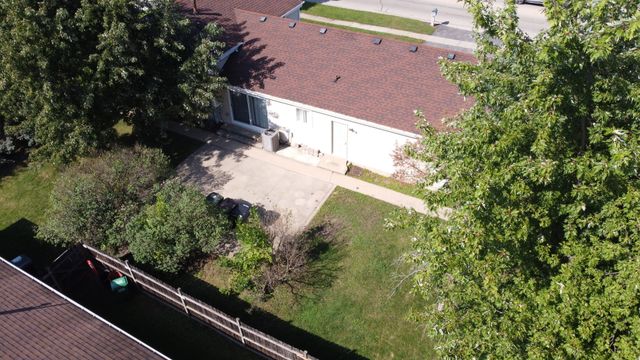 3811 W Orleans Street, Mchenry, IL 60050