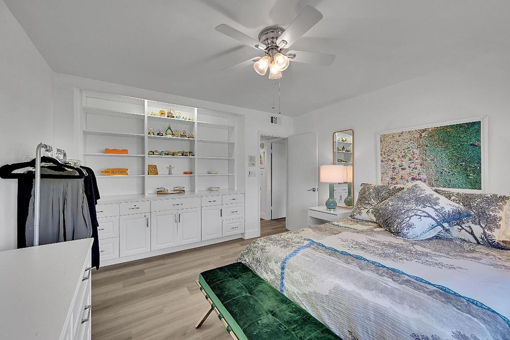 Image 26 of property listing at 2871 N Ocean Boulevard D302, Boca Raton, FL 33431