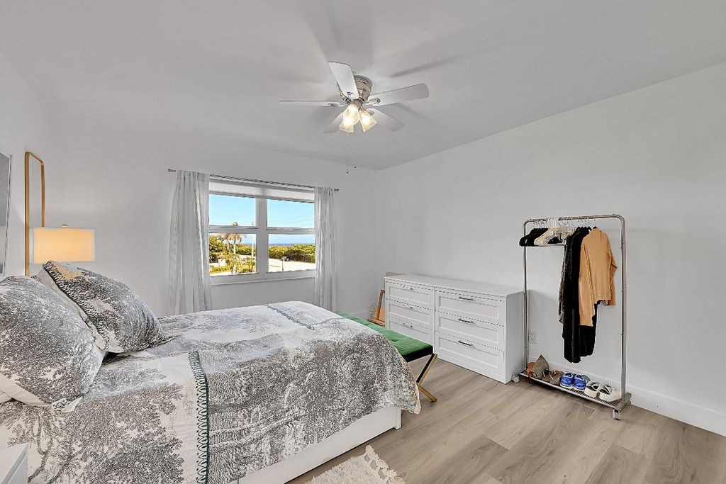 Image 27 of property listing at 2871 N Ocean Boulevard D302, Boca Raton, FL 33431