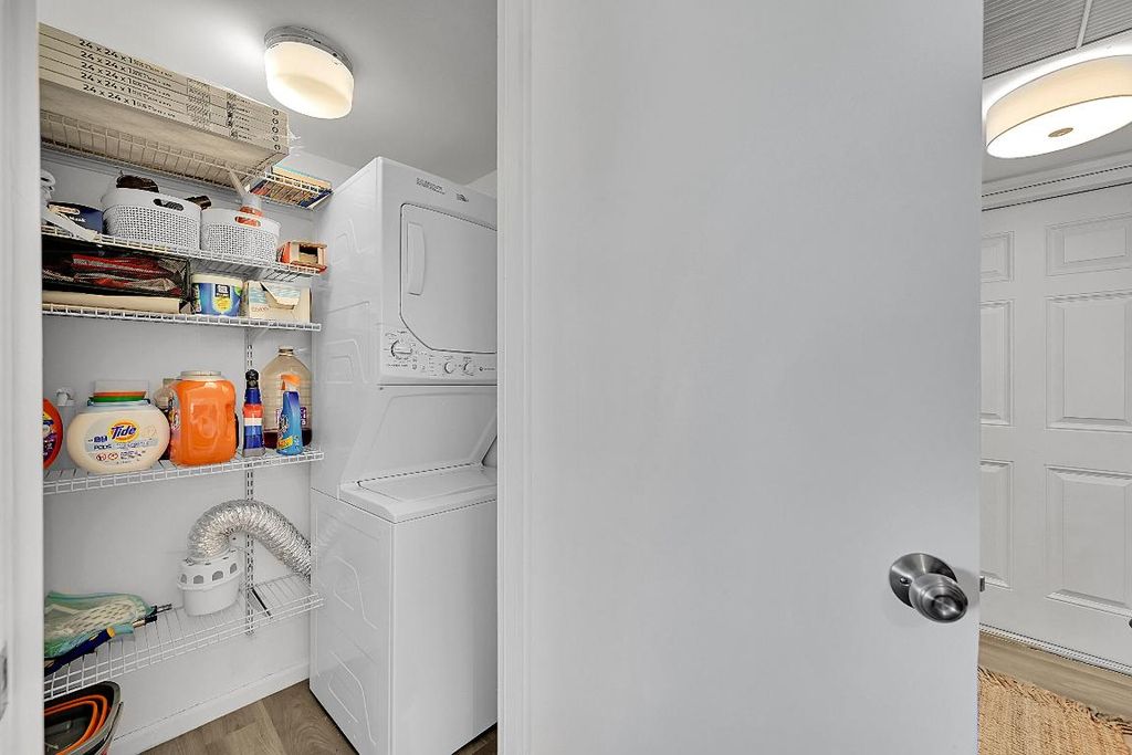 Image 32 of property listing at 2871 N Ocean Boulevard D302, Boca Raton, FL 33431