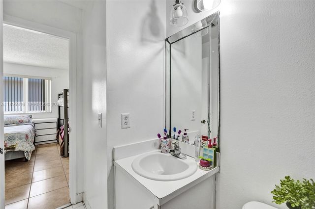 13780 SW 160th Terrace, Miami, FL 33177