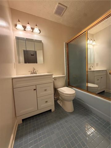 500 Oak Way, Lawrenceville, GA 30046