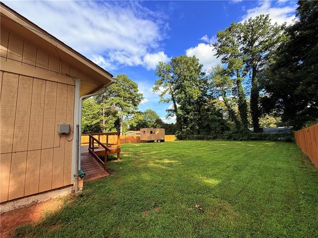 500 Oak Way, Lawrenceville, GA 30046
