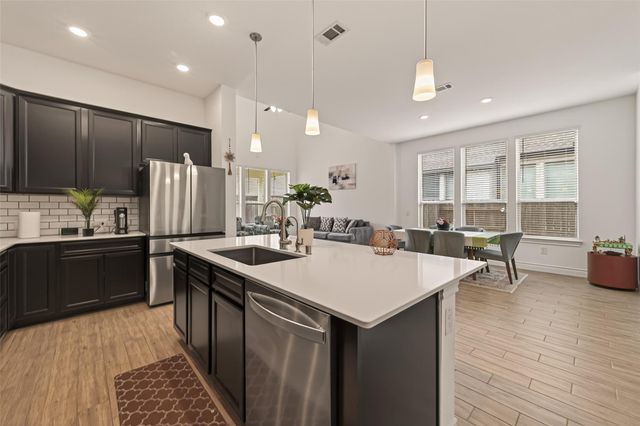 7319 Woodlark Ridge Drive, Katy, TX 77493