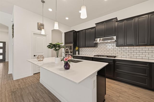 7319 Woodlark Ridge Drive, Katy, TX 77493