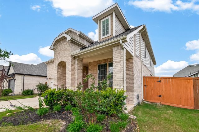 7319 Woodlark Ridge Drive, Katy, TX 77493