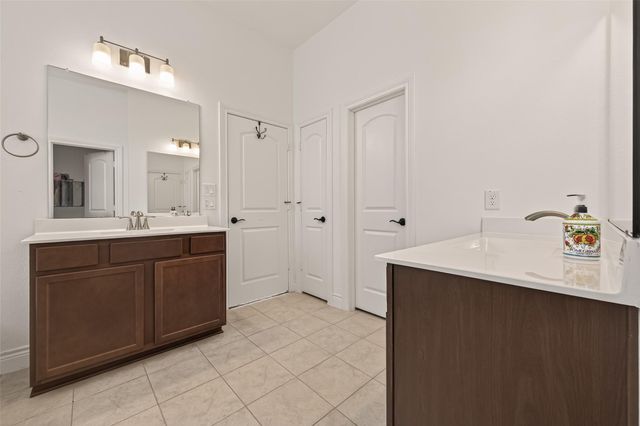 7319 Woodlark Ridge Drive, Katy, TX 77493