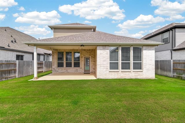 7319 Woodlark Ridge Drive, Katy, TX 77493