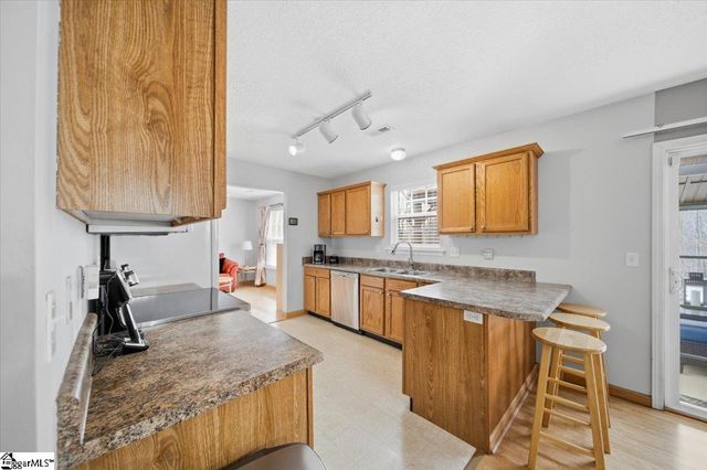 102 Kinlee Court, Pendleton, SC 29670