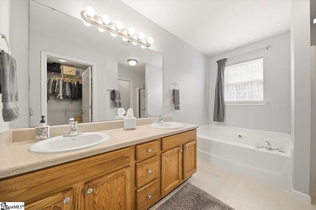 102 Kinlee Court, Pendleton, SC 29670