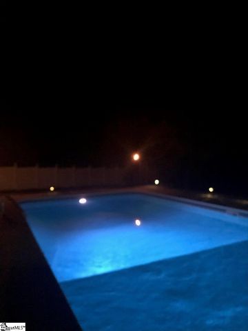 102 Kinlee Court, Pendleton, SC 29670