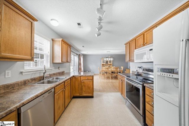 102 Kinlee Court, Pendleton, SC 29670