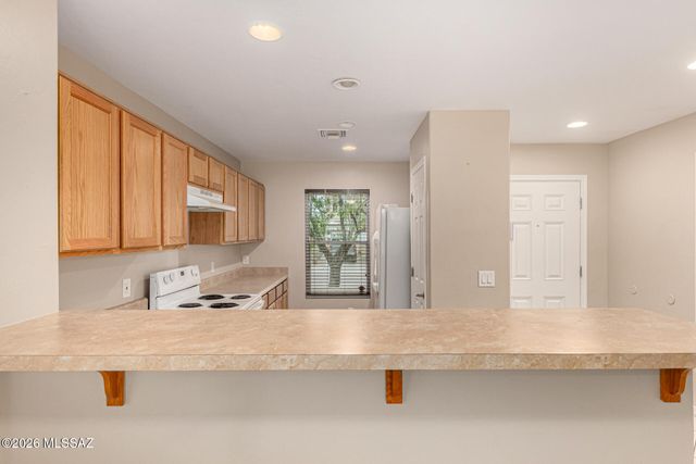 6952 S Ladys Thumb Lane, Tucson, AZ 85756