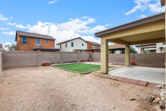 6952 S Ladys Thumb Lane, Tucson, AZ 85756