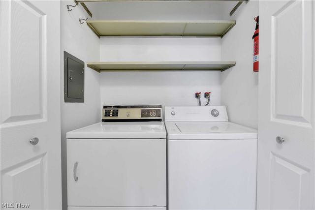 12500 Edgewater Drive 1206, Lakewood, OH 44107