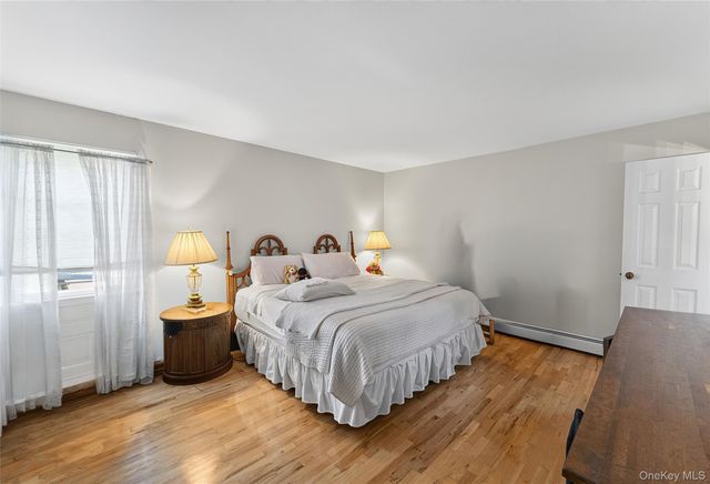 22 Curtis Lane, Yonkers, NY 10710