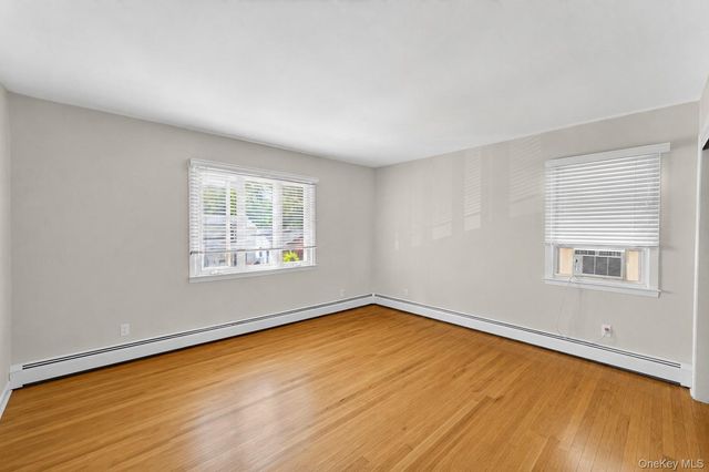 22 Curtis Lane, Yonkers, NY 10710