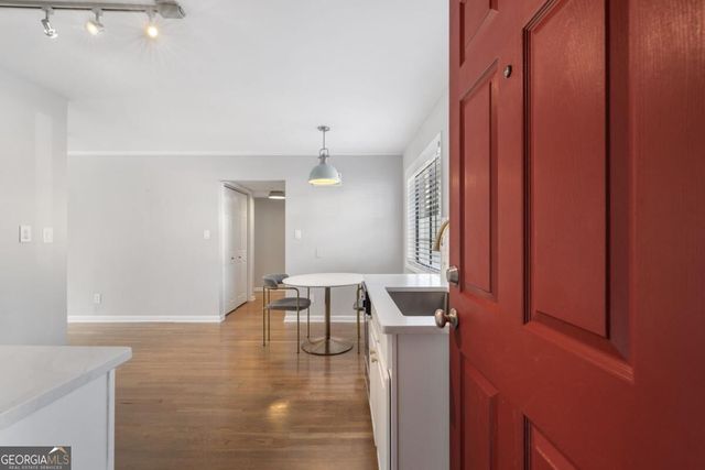 410 Candler Park Drive NE C1, Atlanta, GA 30307
