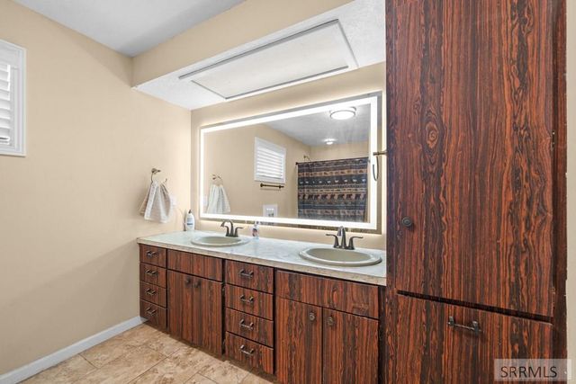 11260 N 15th E, Idaho Falls, ID 83401