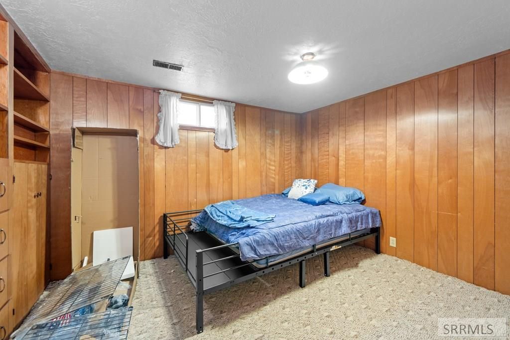 Image 28 of property listing at 11260 N 15th E, Idaho Falls, ID 83401