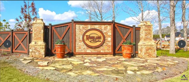 301 Willowbrook Lane, Kathleen, GA 31047