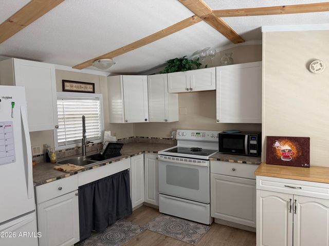 146 N MERRILL Road 111, Apache Junction, AZ 85120