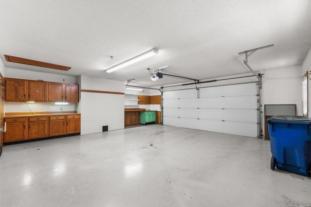 1515 Pine Tree Lane, Mountain Home, AR 72653