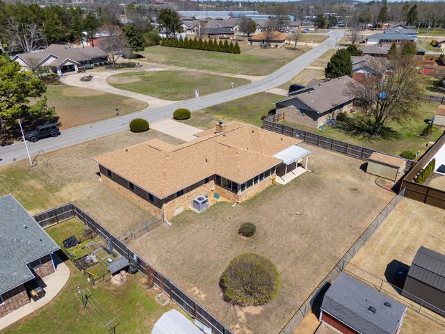 1515 Pine Tree Lane, Mountain Home, AR 72653