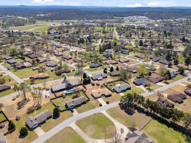 1515 Pine Tree Lane, Mountain Home, AR 72653