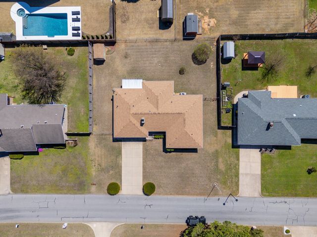 1515 Pine Tree Lane, Mountain Home, AR 72653