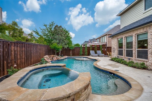 10900 Old Saybrook Lane, Frisco, TX 75033