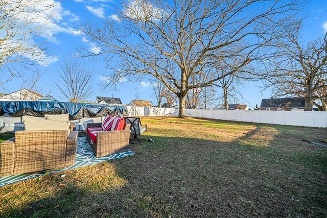 103 Lauzier Ter, Chicopee, MA 01020