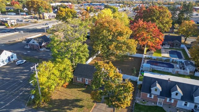 103 Lauzier Ter, Chicopee, MA 01020