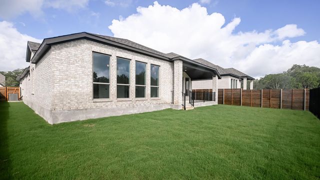 238 Melody RD, Lockhart, TX 78644