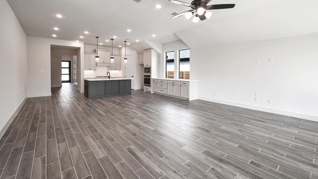 238 Melody RD, Lockhart, TX 78644
