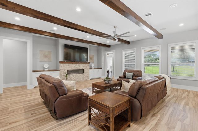 16075 Singletree Drive, Stagecoach, TX 77355