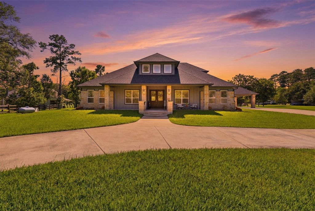 16075 Singletree Drive, Stagecoach, TX 77355