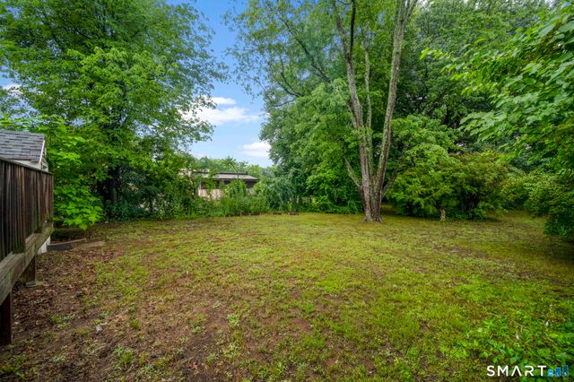 65 Old Windsor Road, Bloomfield, CT 06002