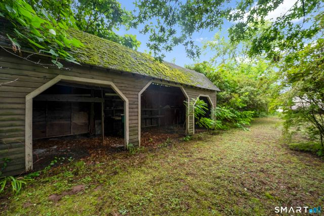 65 Old Windsor Road, Bloomfield, CT 06002