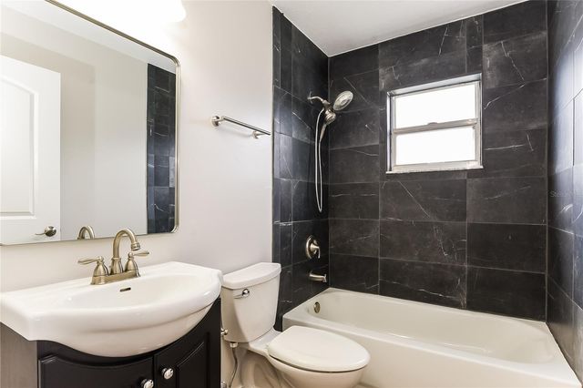 2912 TALLADEGA DRIVE, Orlando, FL 32826