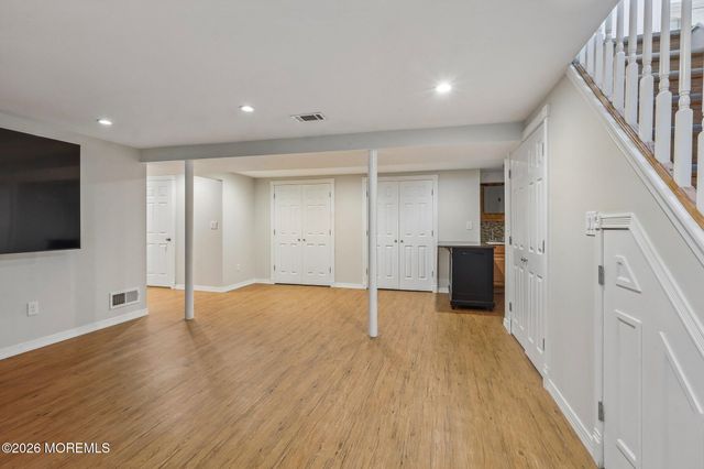 24 Brandeis Road, Old Bridge, NJ 08857
