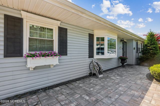 24 Brandeis Road, Old Bridge, NJ 08857