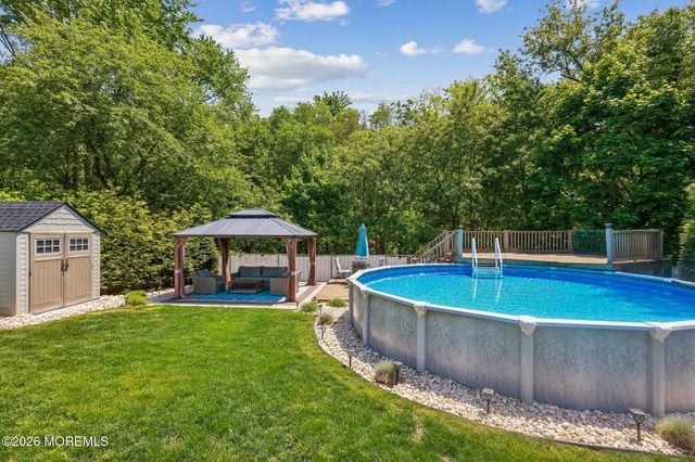 24 Brandeis Road, Old Bridge, NJ 08857