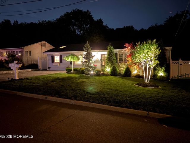 24 Brandeis Road, Old Bridge, NJ 08857