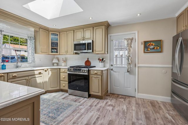 24 Brandeis Road, Old Bridge, NJ 08857