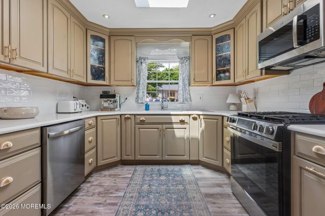 24 Brandeis Road, Old Bridge, NJ 08857