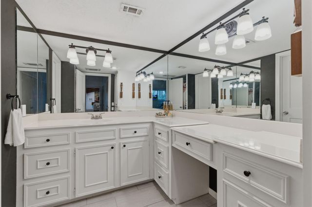 11830 Cranberry Lane, Montgomery, TX 77356