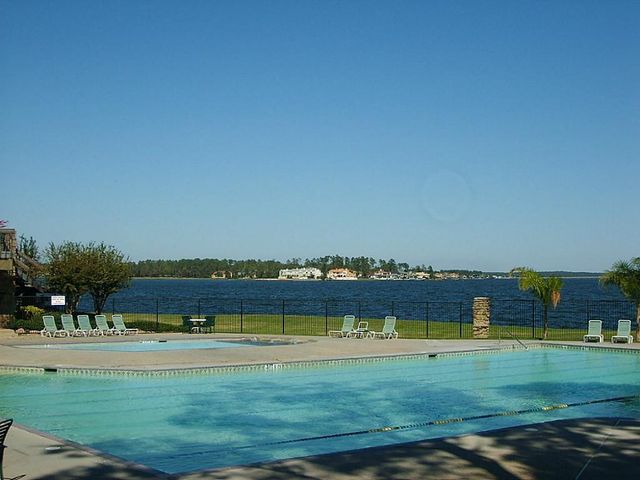 11830 Cranberry Lane, Montgomery, TX 77356